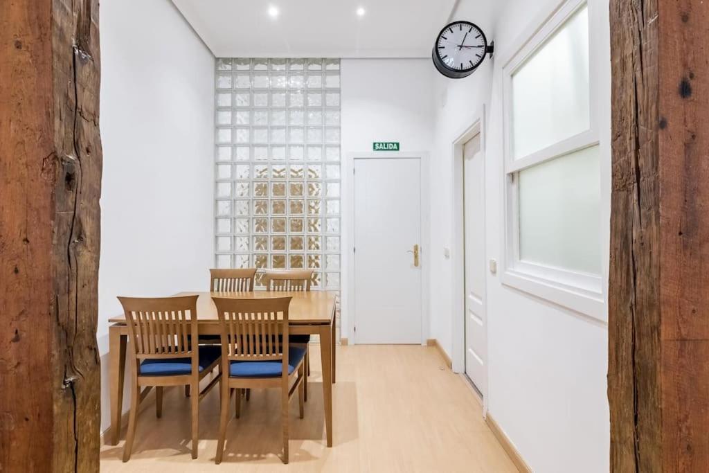 Apartamento Proximo A Gran Via Madrid Lägenhet Exteriör bild