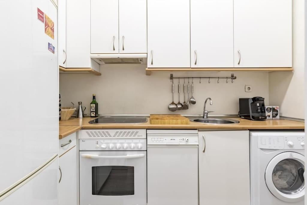 Apartamento Proximo A Gran Via Madrid Lägenhet Exteriör bild